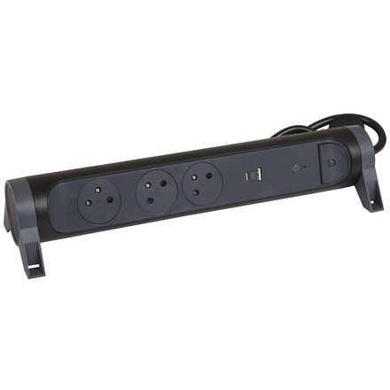 Přepěťová ochrana Legrand 3x zásuvka, USB, USB-C, 1, 5m - černá